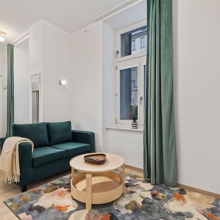 Garden Haven Studio In Old Town Bratislava Exterior foto